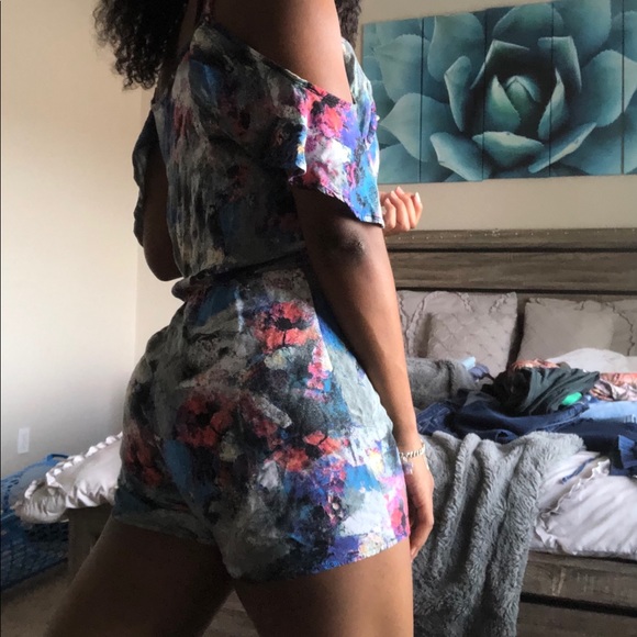Colorful Romper - Picture 2 of 6